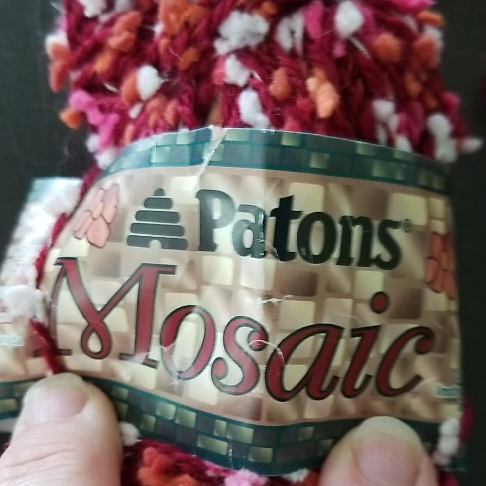 Patons Mosaic Yarn in Red and White 3 Total